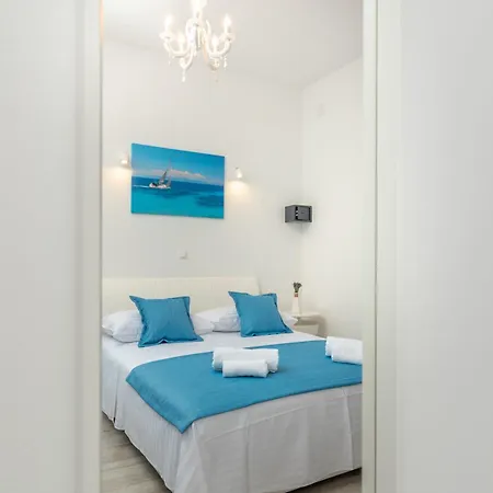 Bed & Breakfast Lux Trogir