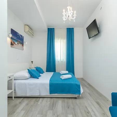 Lux לינה וארוחת בוקר טרוגיר