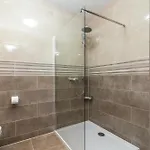 Lux 特罗吉尔