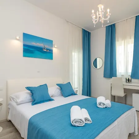 Couette-café Lux 4*