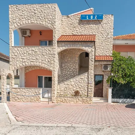 Bed & Breakfast Lux 4*